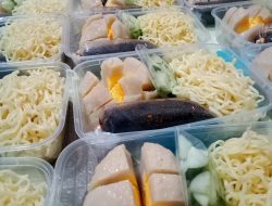 Aisyah, Penjual Pempek Gunakan QRIS BRI untuk Permudah Transaksi