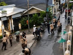 Tawuran Pelajar Pecah, Warga Panik