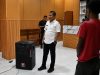 Bupati Kupang Murka, Temukan Botol Miras Saat Sidak Kantor PUPR